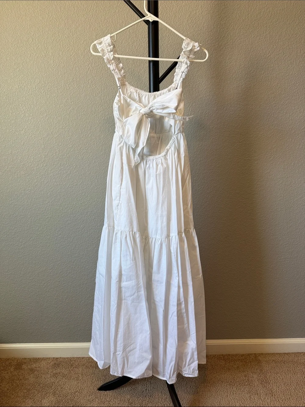 Abercrombie & Fitch soft white